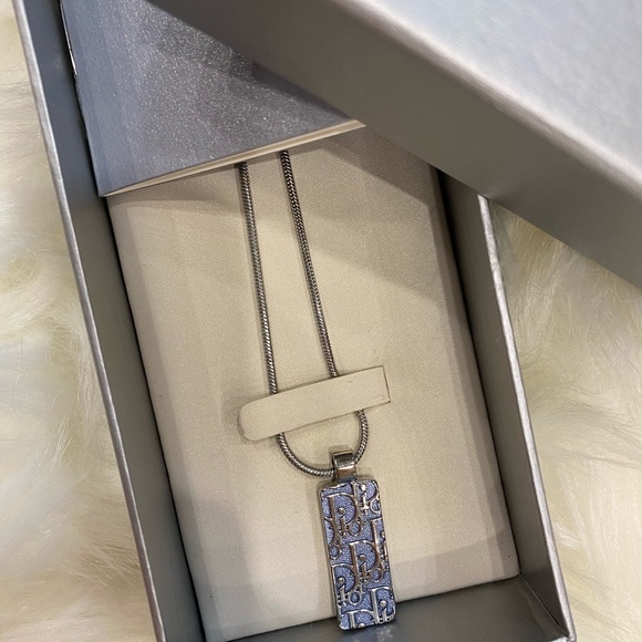 Authentic vintage Dior blue trotter necklace - Picture 8 of 8